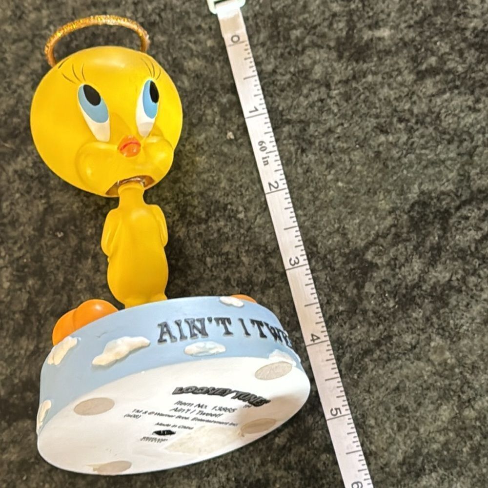 Warner Brothers TWEETY BIRD BOBBLE HEAD - Picture 6 of 6